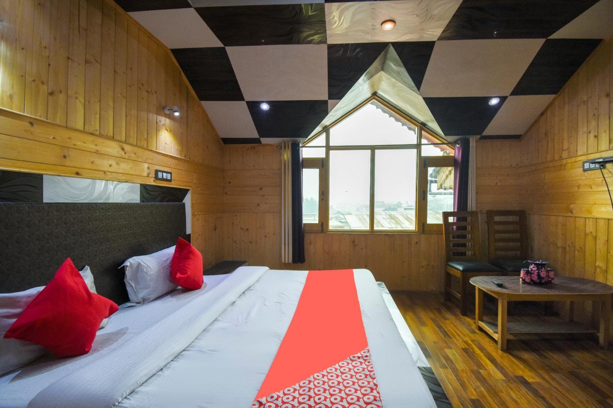Oyo Hotel New Divine Kashmir Durgjan Extérieur photo