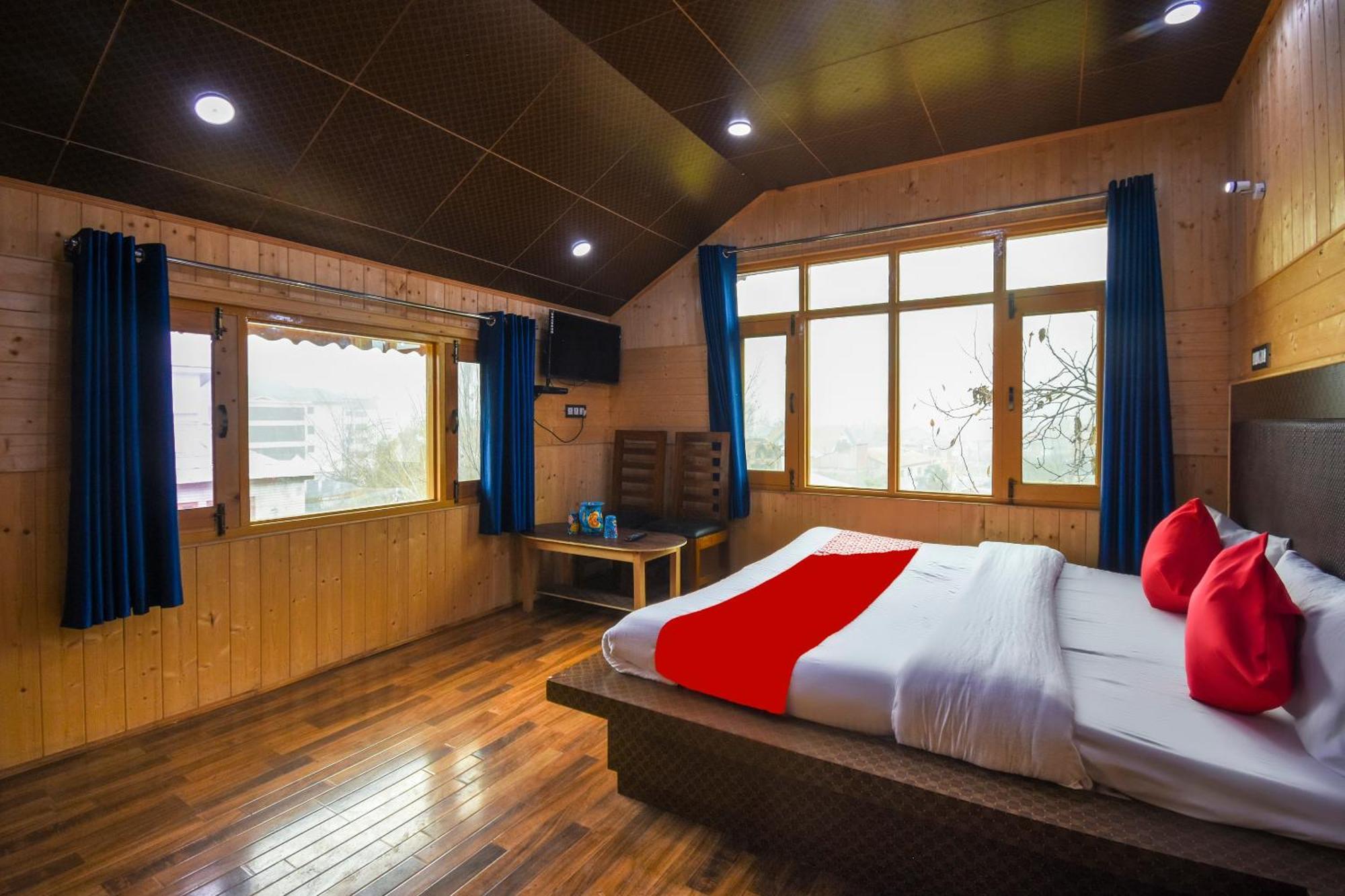 Oyo Hotel New Divine Kashmir Durgjan Extérieur photo
