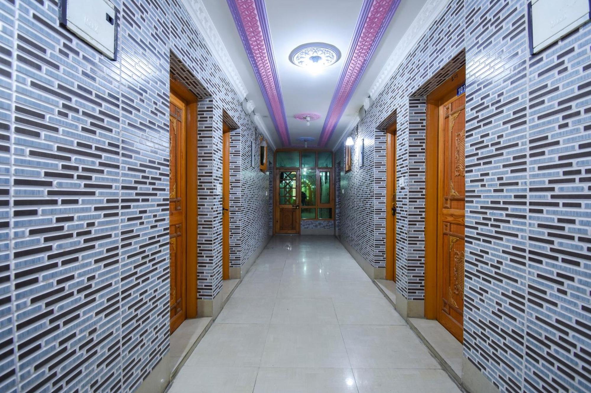 Oyo Hotel New Divine Kashmir Durgjan Extérieur photo